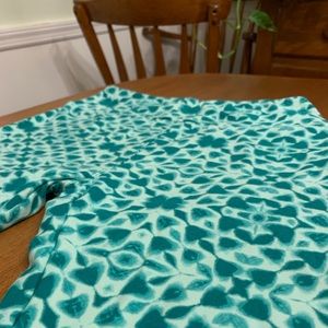 LuLaRoe OS Green/White Leggings 🍀